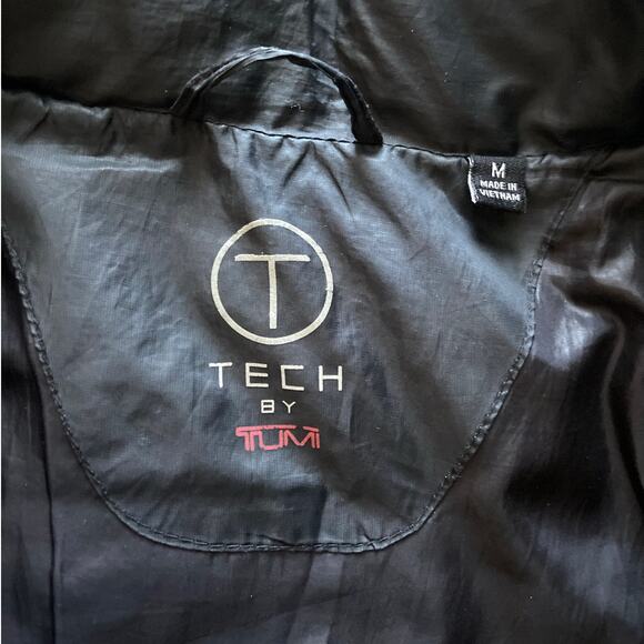 T Tech By Tumi Feather Down Puffer Jacket Coat Zip Up Outdoor Black Mens Medium - Picture 9 of 11